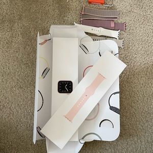 Apple watch series 5 44 mm used